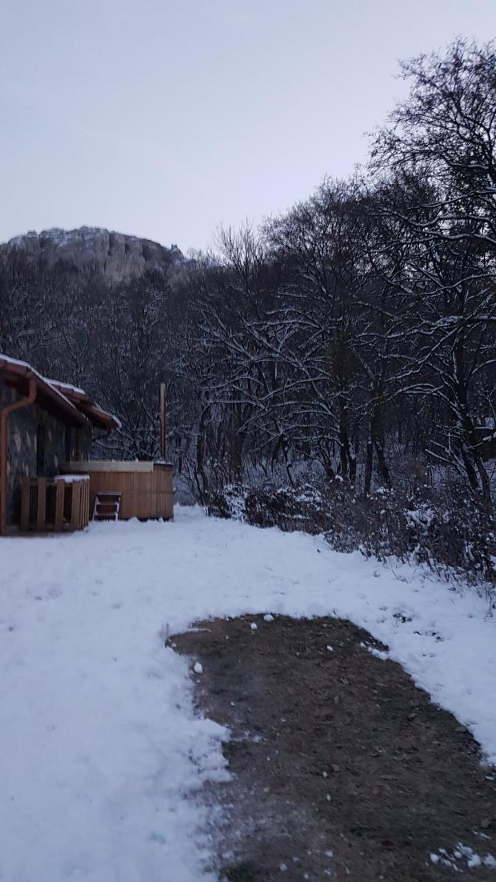 Old Stone Villa Obarok Dış mekan fotoğraf